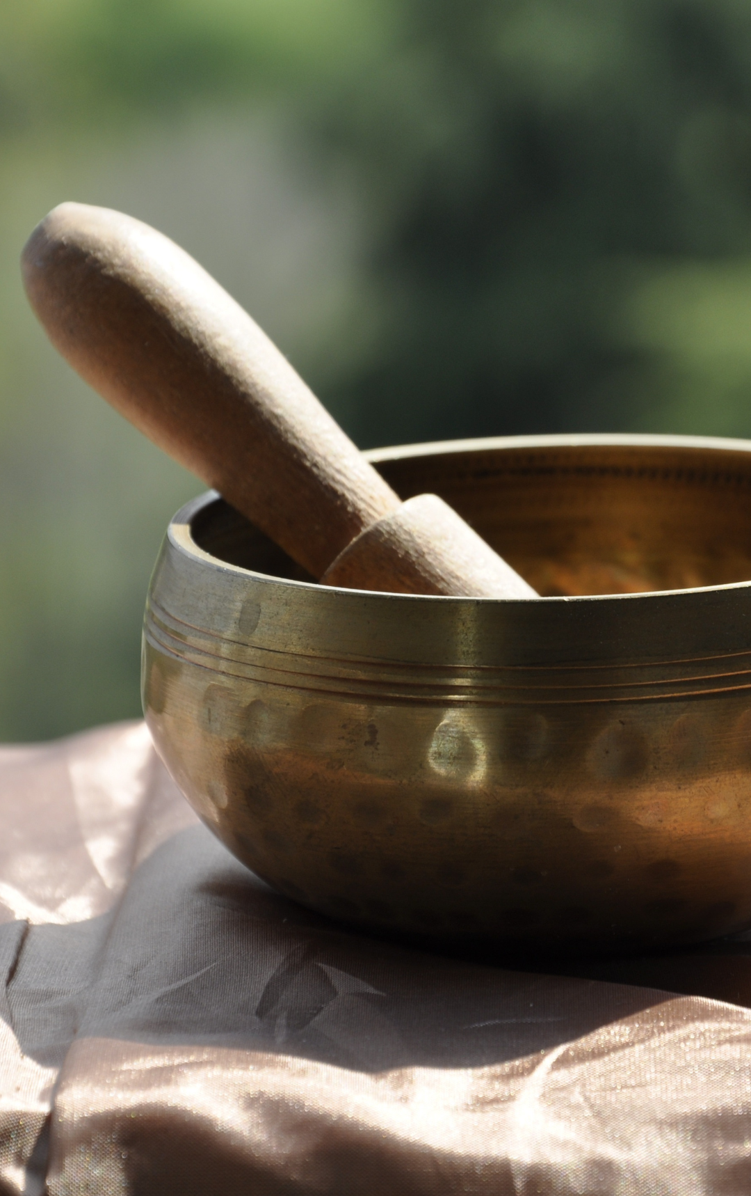 Hangfürdő és hangtál terápia